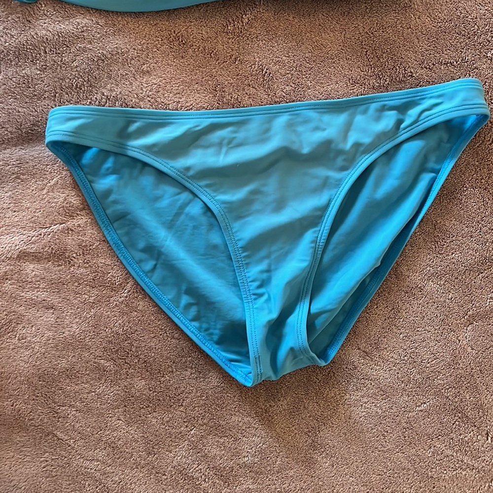 Sims two piece bikini - Picture 3 of 5